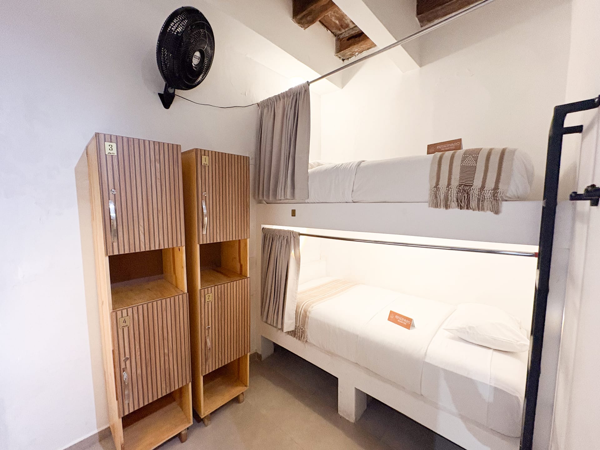 Habitación Femenina 8 camas